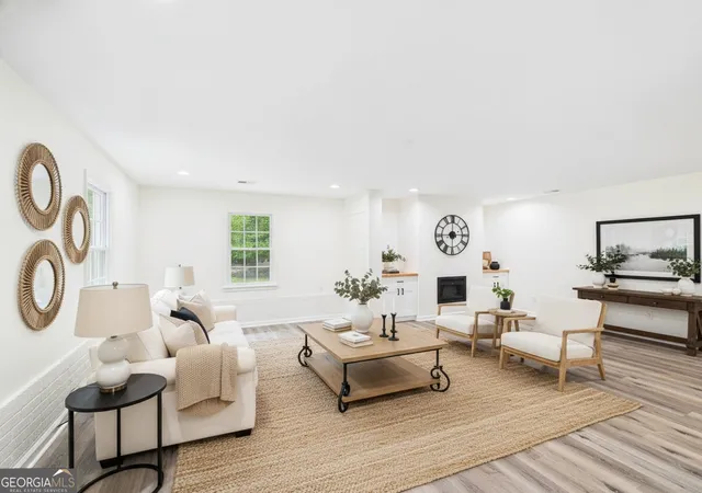 Photo 3 of Single family home for sale at 3784 Braswell Cir, Austell, GA 30106 | MLS# 10842774 | Listing updated on 2026-09-09