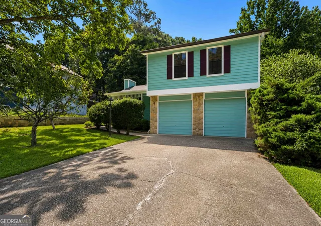 Photo 2 of Single family home for sale at 5556 Weatherford Rd, Norcross, GA 30093 | MLS# 10811268 | Listing updated on 2026-09-04