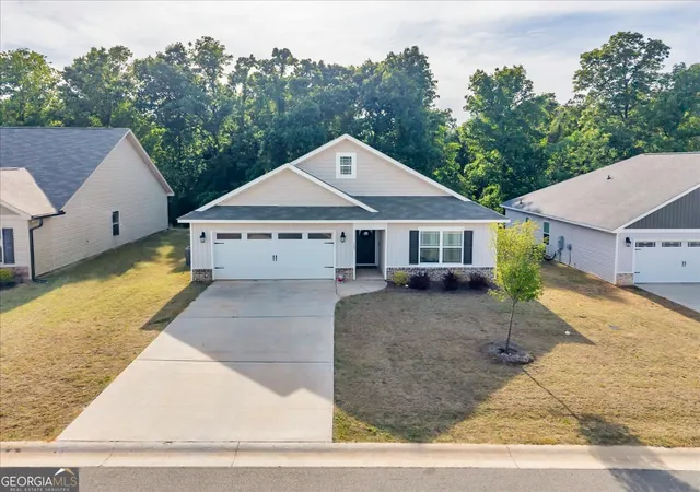 Photo 38 of Single family home for sale at 137 Red Tail Cir, Byron, GA 31008 | MLS# 10838577 | Listing updated on 2026-09-02