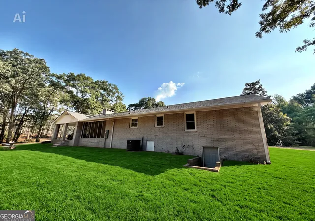 Photo 3 of Sale Pending at 742 Garr Rd, Jackson, GA 30233 | MLS# 10839564 | Listing updated on 2026-09-15