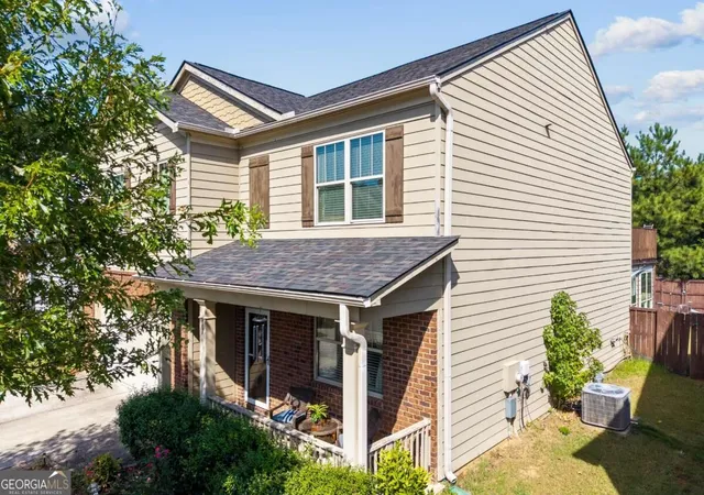 Photo 3 of Single family home for sale at 71 Meadowlark Way, Dawsonville, GA 30534 | MLS# 10844469 | Listing updated on 2026-09-11