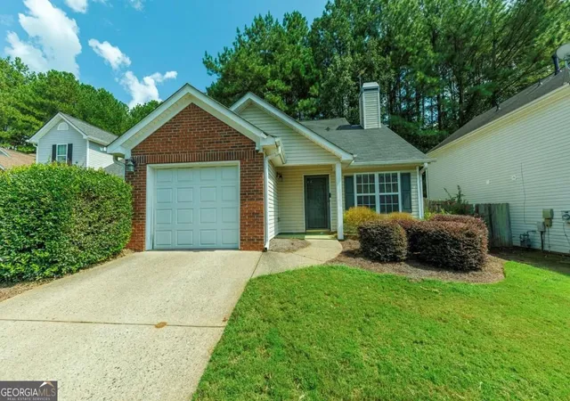 Photo 1 of Single family home for sale at 216 Park Pl, Woodstock, GA 30189 | MLS# 10851324 | Listing updated on 2026-10-07