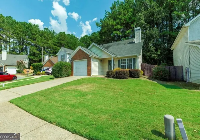 Photo 3 of Single family home for sale at 216 Park Pl, Woodstock, GA 30189 | MLS# 10851324 | Listing updated on 2026-10-07