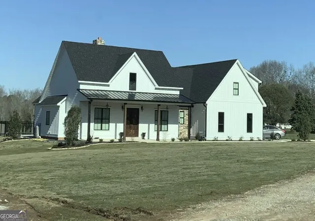 Single family home for sale at 5410 Lone Oak Rd, Greenville, GA 30230 | MLS# 10850776