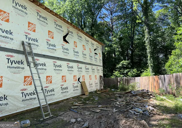 Photo 3 of Single family home for sale at 3941 Magnolia Ln, Forest Park, GA 30297 | MLS# 10803544 | Listing updated on 2026-09-05