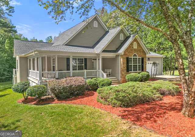 Photo 1 of Single family home for sale at 1725 Wesminster Dr, Griffin, GA 30223 | MLS# 10836389 | Listing updated on 2026-09-14