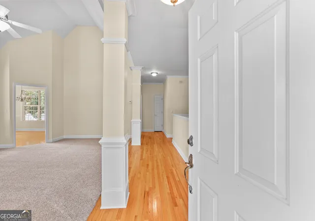 Photo 3 of Single family home for sale at 1725 Wesminster Dr, Griffin, GA 30223 | MLS# 10836389 | Listing updated on 2026-09-14