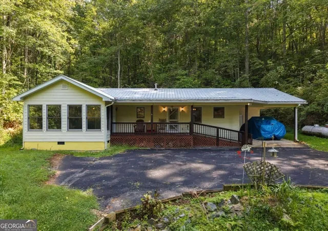 Photo 3 of Single family home for sale at 250 Mccollum Rd #1R, Ellijay, GA 30540 | MLS# 10853248 | Listing updated on 2026-09-28