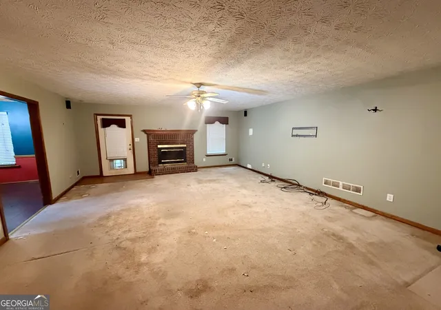 Photo 2 of Single family home for sale at 95 White Acres Dr, Stockbridge, GA 30281 | MLS# 10839600 | Listing updated on 2026-10-03