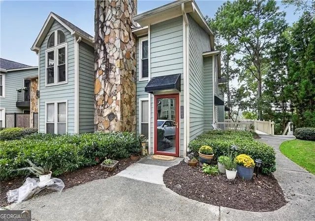 Photo 1 of Condo for sale at 1005 Cyn Point Cir, Roswell, GA 30076 | MLS# 10848687 | Listing updated on 2026-10-09