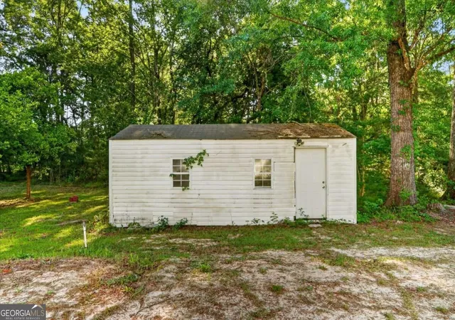 Photo 24 of Manufactured home for sale at 300 Deer Trl Ln, Midway, GA 31320 | MLS# 10853125 | Listing updated on 2026-10-09