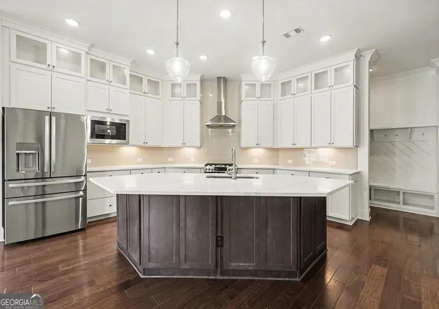 Photo 3 of Single family home for sale at 105 Sheridan Dr, Woodstock, GA 30189 | MLS# 10850775 | Listing updated on 2026-10-09