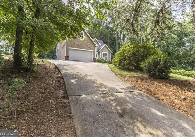 Photo 3 of Single family home for sale at 155 Northridge Dr, Macon, GA 31220 | MLS# 10838815 | Listing updated on 2026-09-19