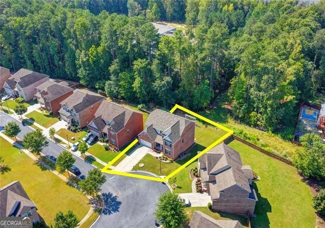 Photo 3 of Single family home for sale at 2249 Larkspur Run Dr, Duluth, GA 30097 | MLS# 10849588 | Listing updated on 2026-10-08