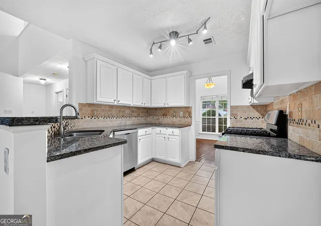 Photo 1 of Single family home for sale at 3339 Windsor Valley Ct, Duluth, GA 30096 | MLS# 10867103 | Listing updated on 2026-10-30