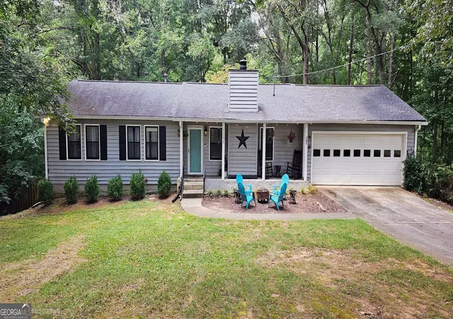 Photo 2 of Single family home for sale at 1395 Allatoona Ct Nw, Kennesaw, GA 30152 | MLS# 10831702 | Listing updated on 2026-09-24