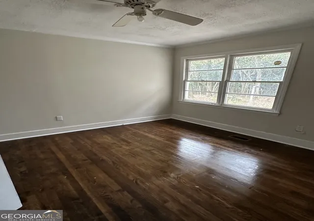 Photo 3 of Single family home for sale at 3349 Pio Nono Cir, Macon, GA 31206 | MLS# 10841620 | Listing updated on 2026-09-08