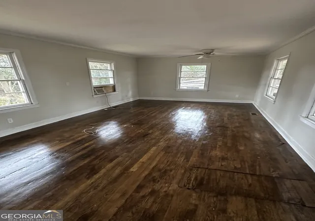 Photo 4 of Single family home for sale at 3349 Pio Nono Cir, Macon, GA 31206 | MLS# 10841620 | Listing updated on 2026-09-08