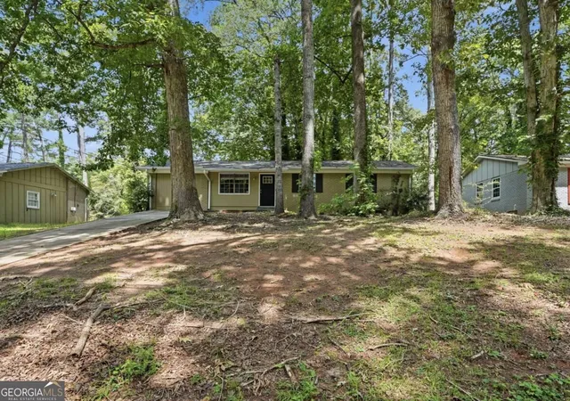 Photo 2 of Single family home for sale at 4448 Malibu Dr, Decatur, GA 30035 | MLS# 10831115 | Listing updated on 2026-09-20