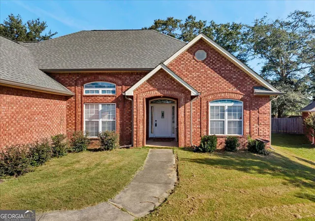 Photo 3 of Single family home for sale at 609 Links View Dr, Bonaire, GA 31005 | MLS# 10832096 | Listing updated on 2026-09-18
