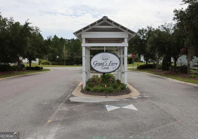 Photo 1 of Single family home for sale at 256 Bottlebrush Walk, Brunswick, GA 31525 | MLS# 10872318 | Listing updated on 2026-10-28