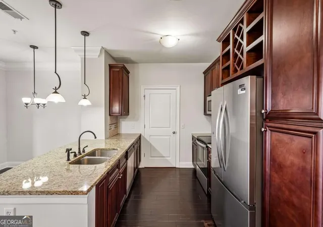 Listing Photo 5 - Condo for sale in building located at 901 Abernathy Rd Ne, Sandy Springs, GA 30328 - Unit #6230