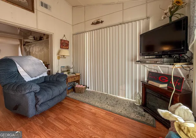 Photo 3 of Single family home for sale at 988 Mountain Shadows Dr, Cleveland, GA 30528 | MLS# 10843143 | Listing updated on 2026-09-10