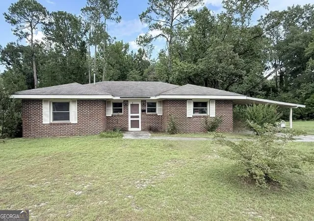 Photo 1 of Sale Pending at 501 N Clark St, Claxton, GA 30417 | MLS# 10851786 | Listing updated on 2026-09-24