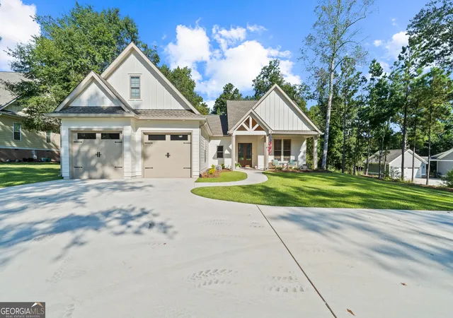 Photo 2 of Single family home for sale at 514 High Blf Ct, Milledgeville, GA 31061 | MLS# 10853553 | Listing updated on 2026-10-09