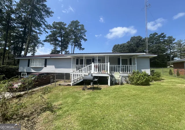 Photo 1 of Single family home for sale at 121 Ramsey St, Milledgeville, GA 31061 | MLS# 10837884 | Listing updated on 2026-09-18