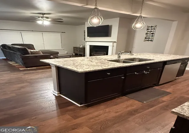 Photo 3 of Townhouse for sale at 542 Monticello Blvd Se, Atlanta, GA 30354 | MLS# 10827117 | Listing updated on 2026-10-07