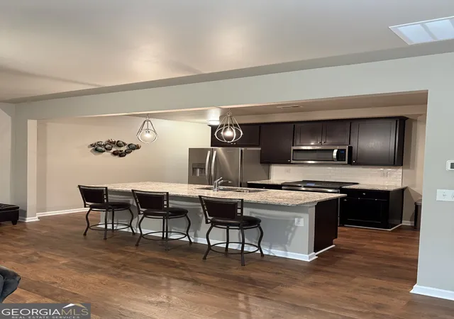 Photo 4 of Townhouse for sale at 542 Monticello Blvd Se, Atlanta, GA 30354 | MLS# 10827117 | Listing updated on 2026-10-07