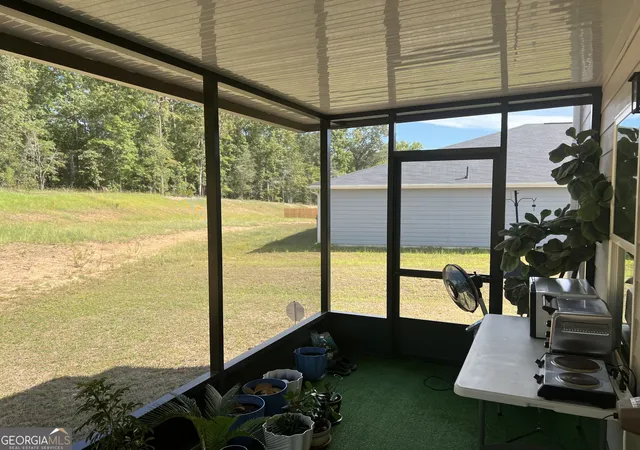 Photo 3 of Single family home for sale at 224 Dream Catcher Dr, Lizella, GA 31052 | MLS# 10840988 | Listing updated on 2026-10-23