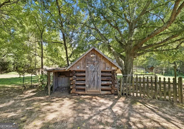 Photo 3 of Single family home for sale at 2124 Highway 105, Demorest, GA 30535 | MLS# 10848633 | Listing updated on 2026-09-27