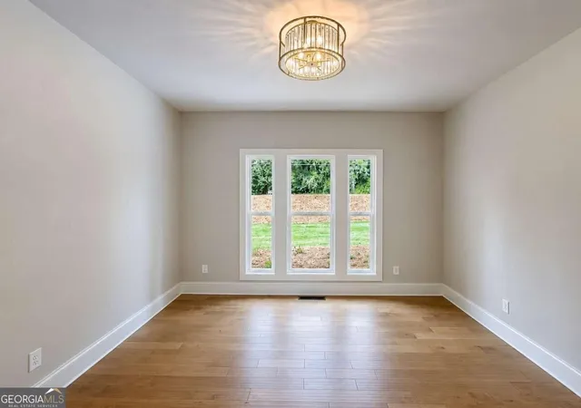 Photo 4 of Single family home for sale at 1332 New Hope Church Rd, Loganville, GA 30052 | MLS# 10839307 | Listing updated on 2026-09-17