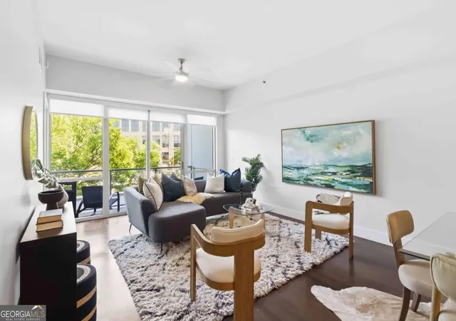 Listing Photo 3 - Condo for sale in building located at 1100 NW Howell Mill Rd NW, Atlanta, GA 30318 - Unit #204