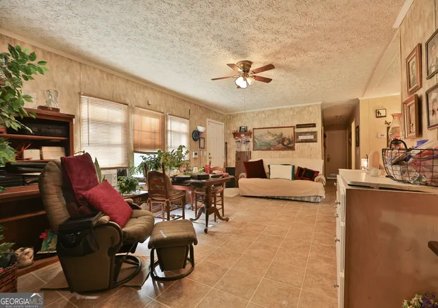 Photo 4 of Manufactured home for sale at 124 Snyder Rd NE, Milledgeville, GA 31061 | MLS# 10841133 | Listing updated on 2026-09-20