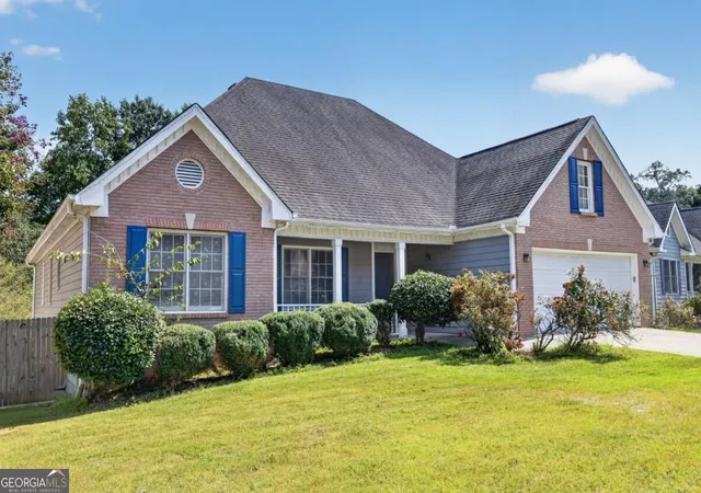 Photo 3 of Single family home for sale at 40 Jessamine Trl, Lawrenceville, GA 30046 | MLS# 10837311 | Listing updated on 2026-09-15