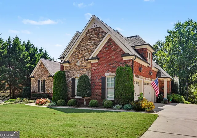 Photo 3 of Single family home for sale at 4638 Cardinal Ridge Way, Flowery Branch, GA 30542 | MLS# 10839358 | Listing updated on 2026-09-17