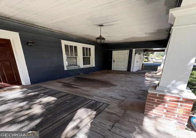 Photo 2 of Single family home for sale at 104 NW Cherry St, Warwick, GA 31796 | MLS# 10877922 | Listing updated on 2026-10-28