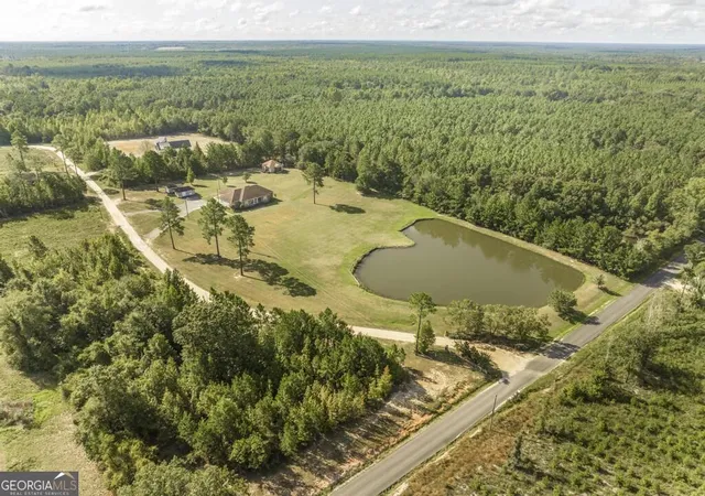 Photo 1 of Single family home for sale at 2509 Orphans Cemetery Rd, Eastman, GA 31023 | MLS# 10839931 | Listing updated on 2026-09-18