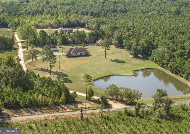 Photo 3 of Single family home for sale at 2509 Orphans Cemetery Rd, Eastman, GA 31023 | MLS# 10839931 | Listing updated on 2026-09-18