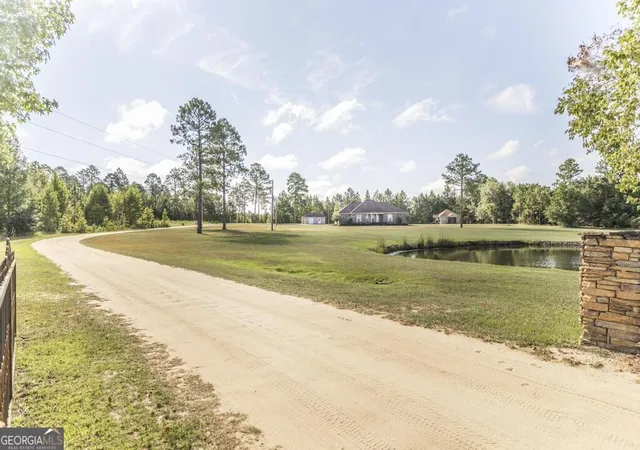 Photo 4 of Single family home for sale at 2509 Orphans Cemetery Rd, Eastman, GA 31023 | MLS# 10839931 | Listing updated on 2026-09-18