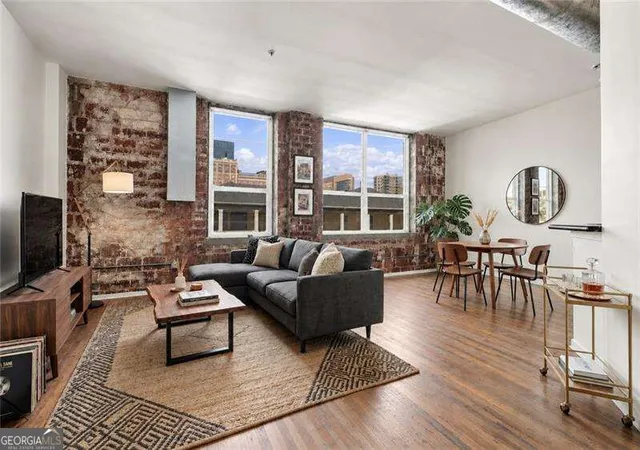Photo 2 of Condo for sale at 800 Peachtree St Ne #8310, Atlanta, GA 30308 | MLS# 10849920 | Listing updated on 2026-10-05