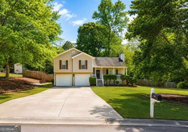 Photo 2 of Single family home for sale at 1578 Madison Ct, Bethlehem, GA 30620 | MLS# 10824819 | Listing updated on 2026-09-08