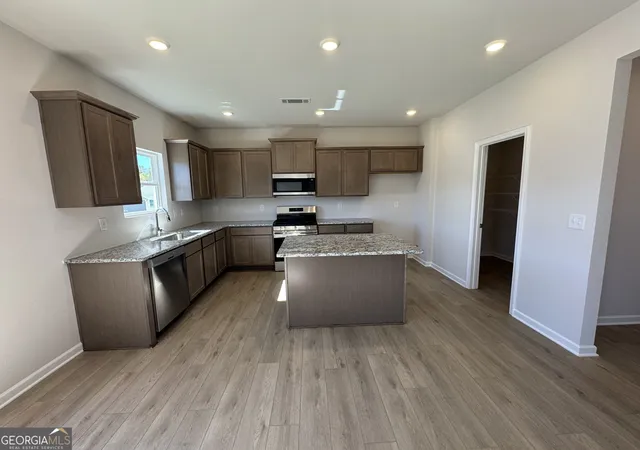 Photo 2 of Single family home for sale at 345 Bloomfield Cir, Canton, GA 30114 | MLS# 10831910 | Listing updated on 2026-10-27