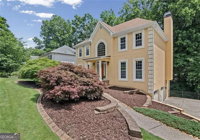 Photo 2 of Single family home for sale at 3873 Beacon St Ne, Marietta, GA 30062 | MLS# 10775499 | Listing updated on 2026-09-16
