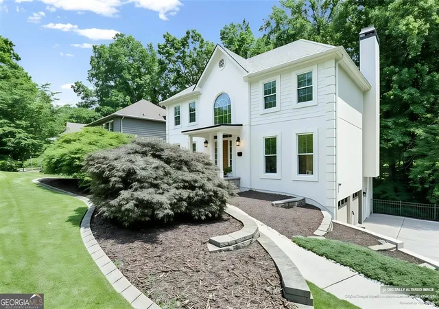 Photo 3 of Single family home for sale at 3873 Beacon St Ne, Marietta, GA 30062 | MLS# 10775499 | Listing updated on 2026-09-16
