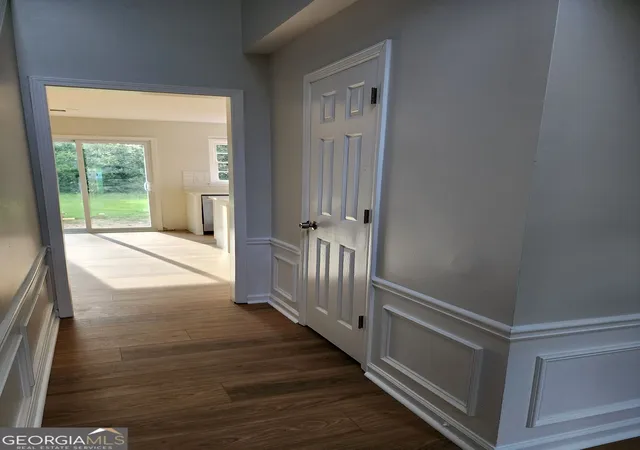Photo 4 of Single family home for sale at 848 Eagle Creek Ct, Lawrenceville, GA 30044 | MLS# 10834958 | Listing updated on 2026-09-11