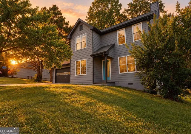 Single family home for sale at 3043 Saddle Creek Dr, Gainesville, GA 30507 | MLS# 10759015